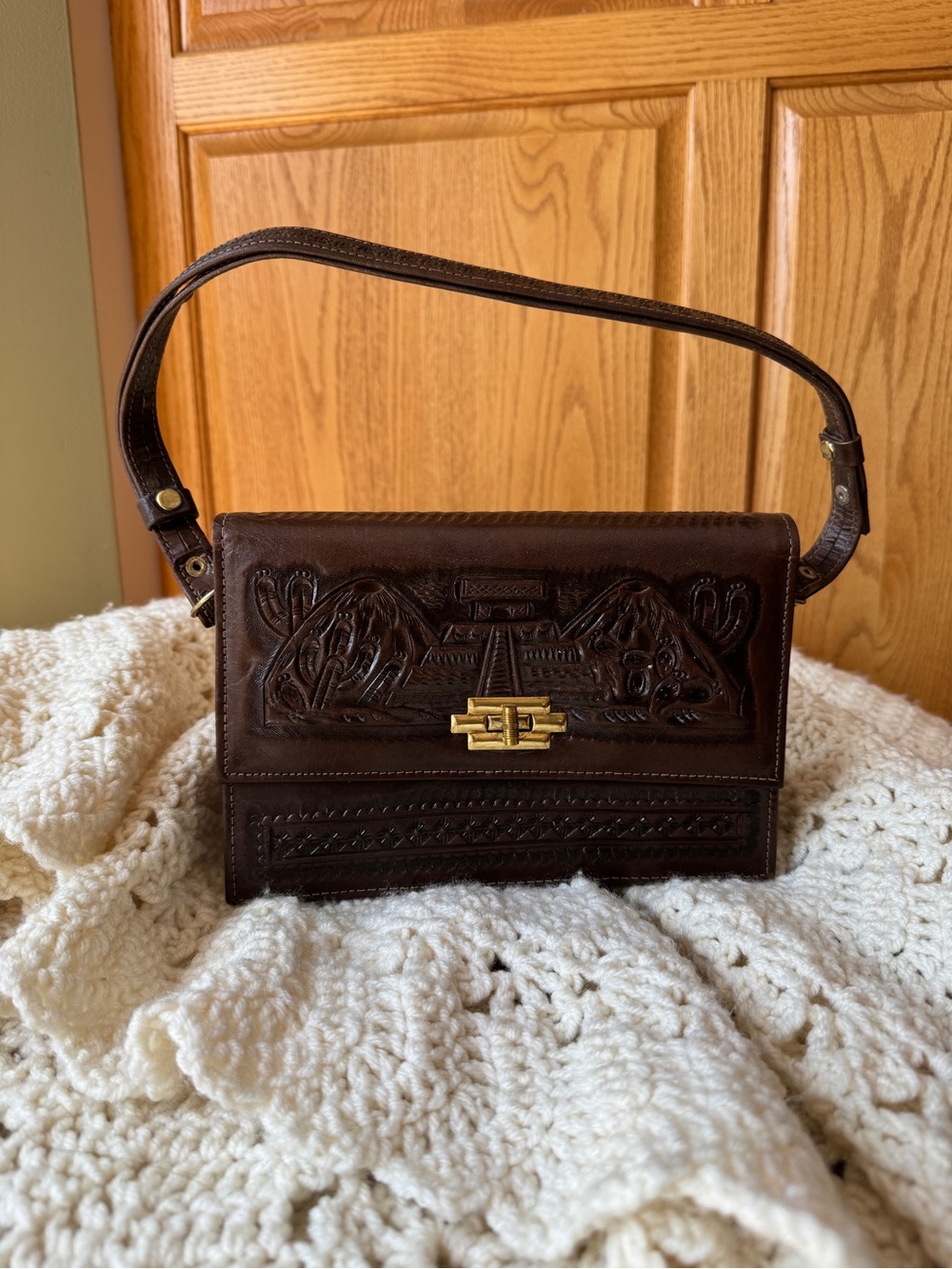 Vintage Mexican Tooled Leather Purse Brown Aztec Calendar Pyramid